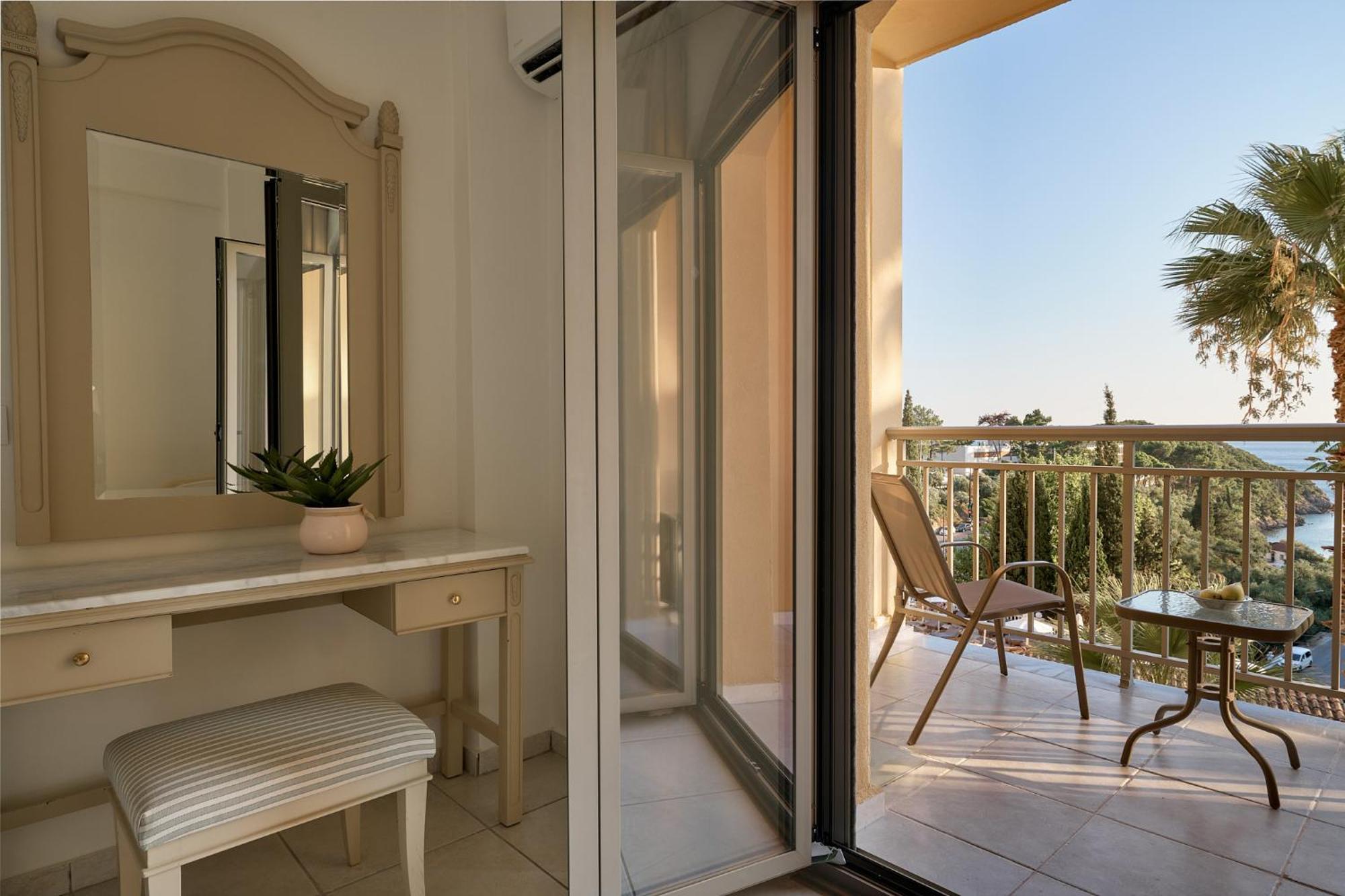 Twin Room Side Sea View
