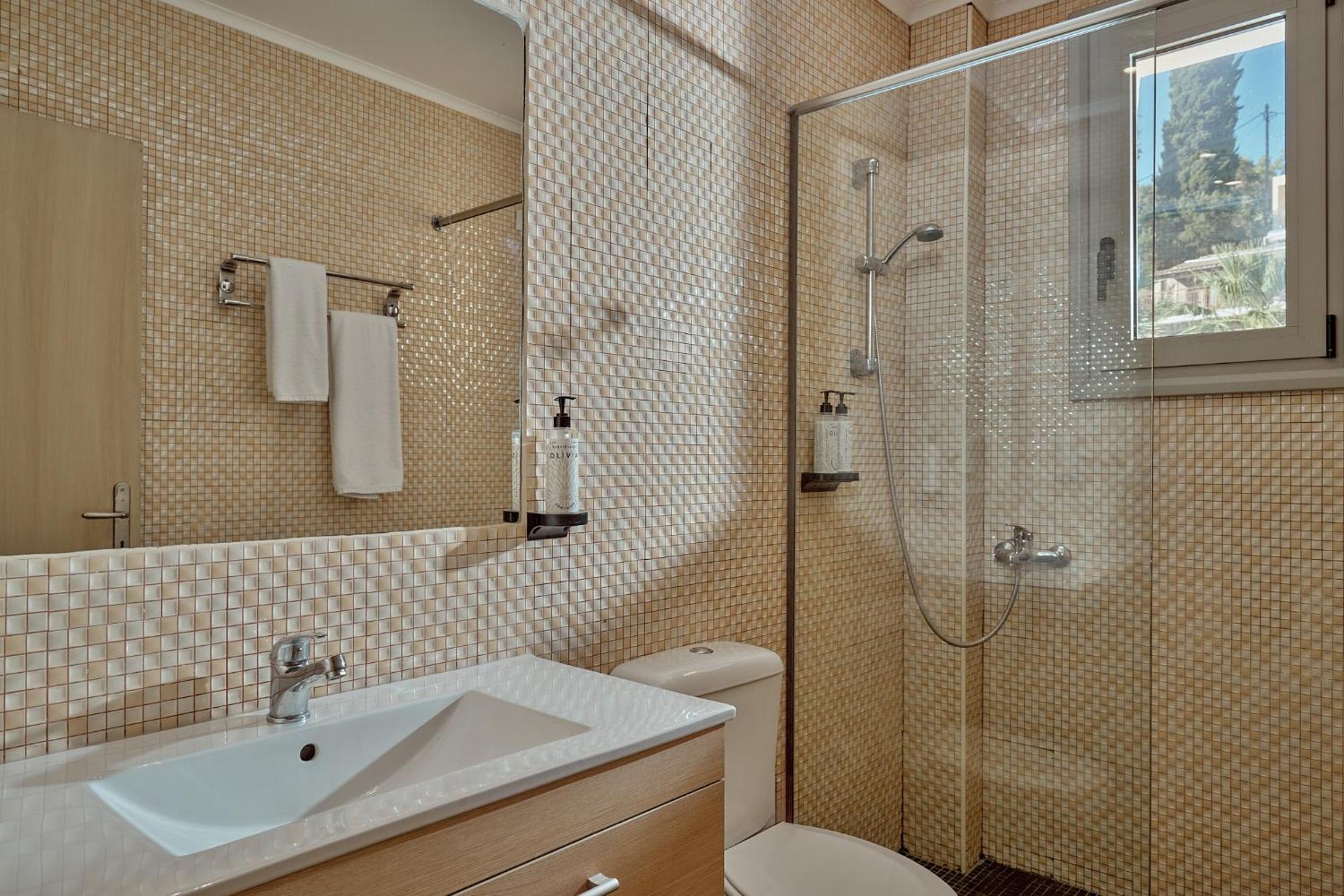 Twin Room Inland View