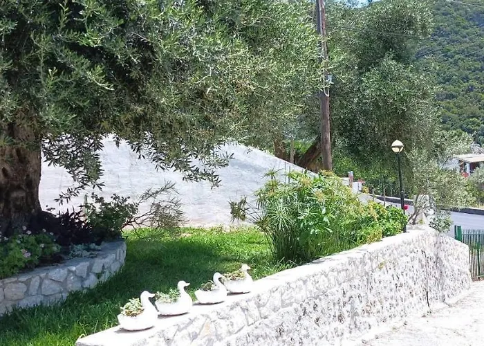 Pet friendly River Studios Paleokastritsa