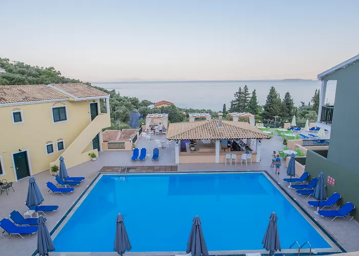 Hôtels à Nisaki (Corfu)