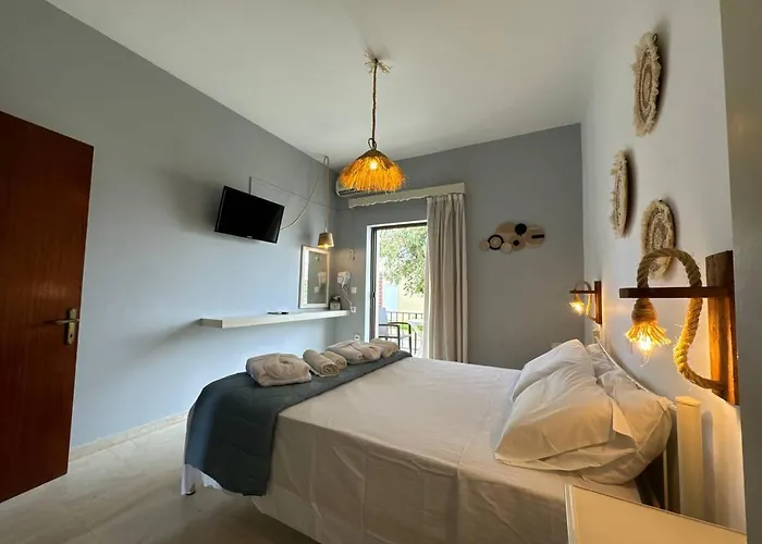 The 3 Little Pigs Apartments Σιδάρι