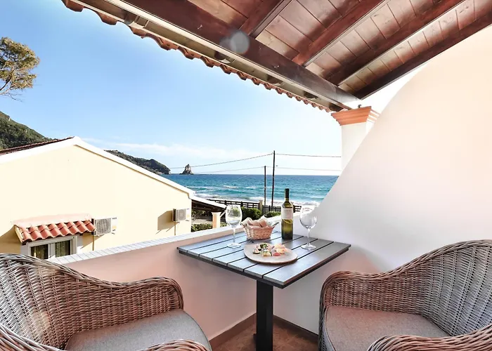 Louiza Apartments Agios Gordios 