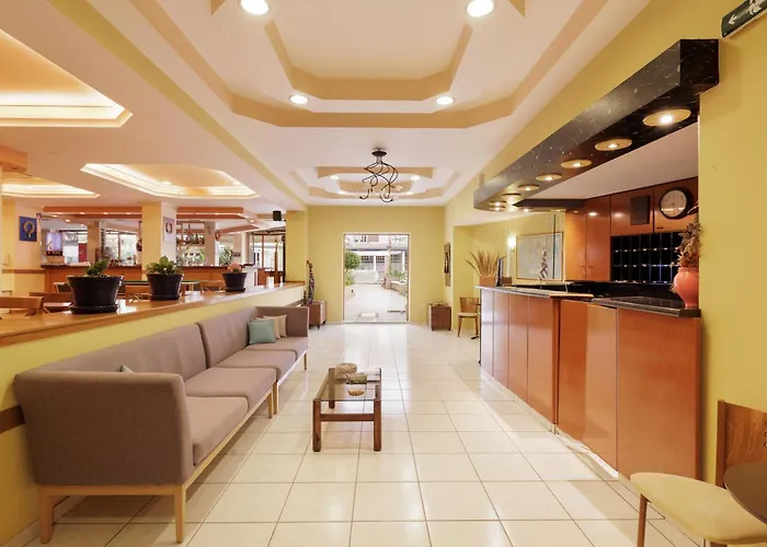 Louvre Hotel Γουβιά