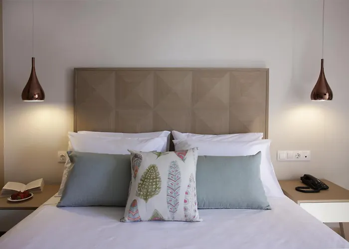 Paradise Hotel Corfu Γουβιά