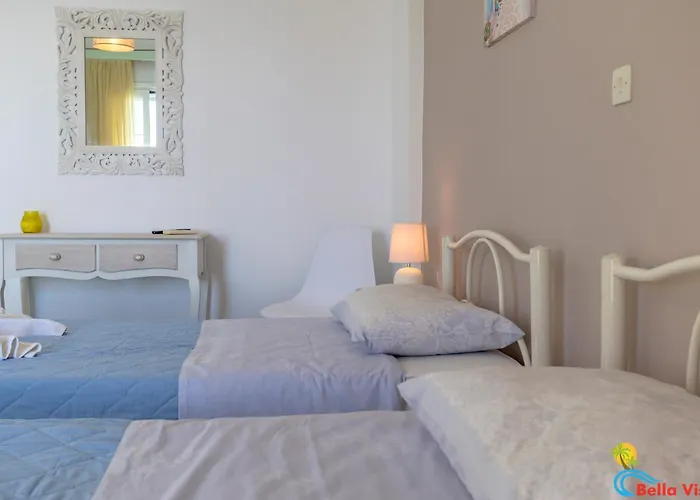Bella Vista Apartments Pelekas