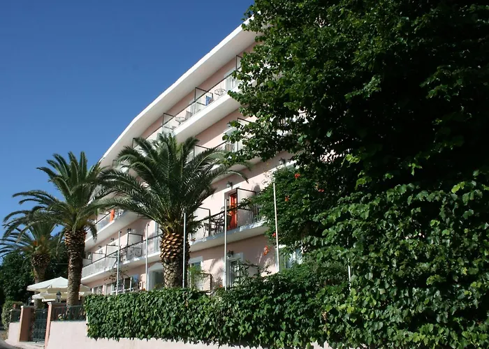 Hotel a Perama (Corfu)