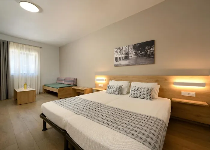 Ξενοδοχεία σε Νησάκι