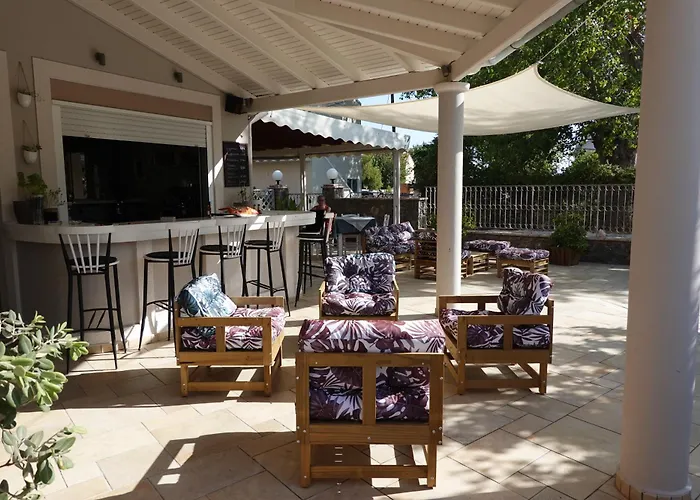 Toni'S Guesthouse Kavos