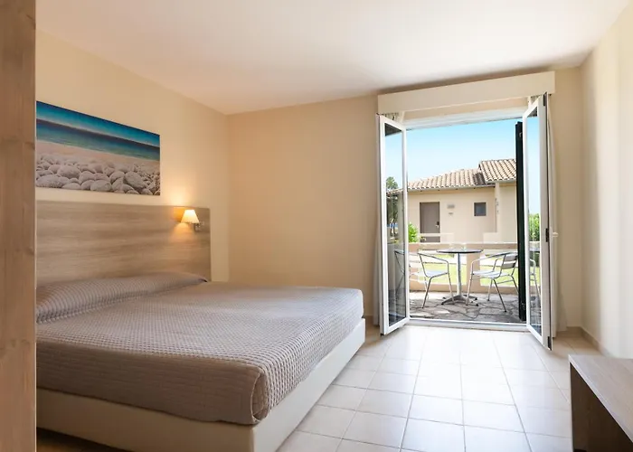 Ξενοδοχεία σε Μωραΐτικα