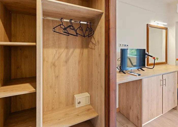 Fiori Hotel Γουβιά