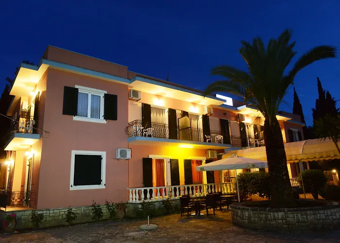 Argo Hotel Perama  che accetta animali