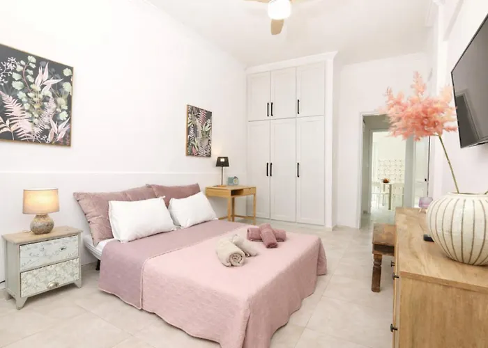 Terranova Beach Apartment -Rose Ipsos