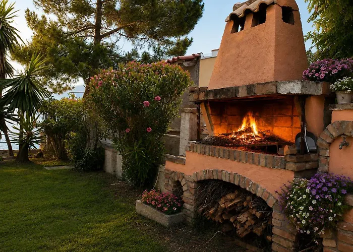 Seafront Cozy Villa - Corfu Homely Getaway Kávos