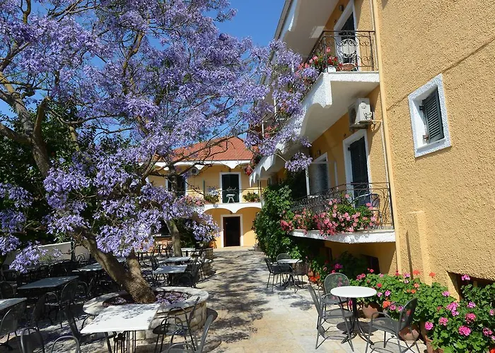 Hoteles en Acharavi (Corfu)