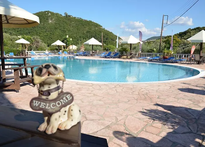 Mermaid Pool Studios And Bar Paleokastritsa