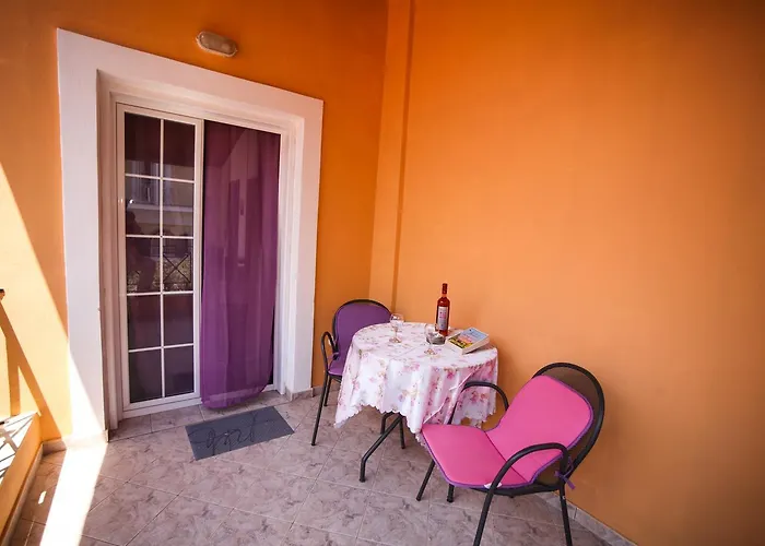 Apartments Mary Agios Gordios 