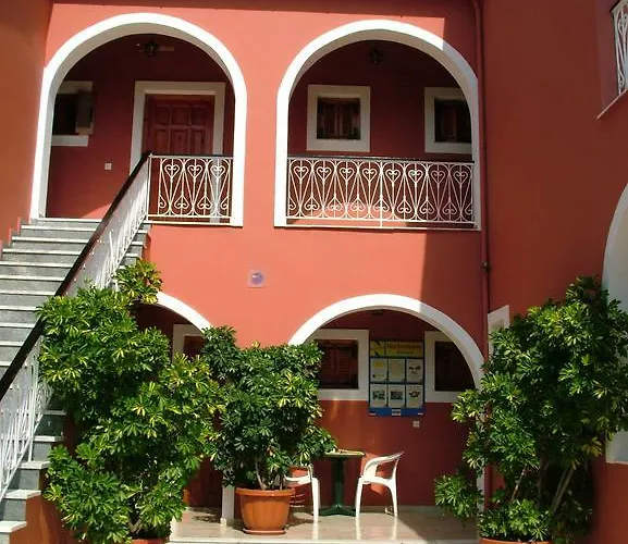 Niki Apartments And Studios Acharavi 