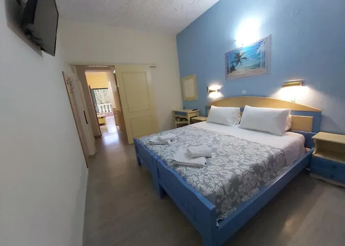 Flamingo Apartments Moraitika Corfu